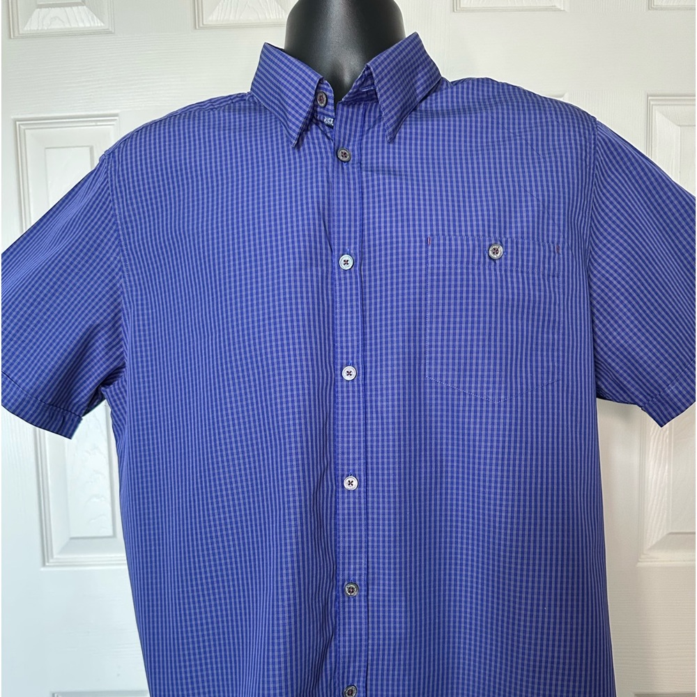 Ted Baker London Spy Eye Blue Button Up Shirt 
Size S
New Condition